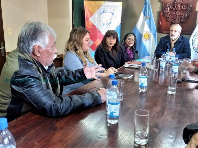 Concejales recibieron a la nueva Comisión Directiva del Colegio de Profesores de Historia 5 Concejales recibieron a la nueva Comisión Directiva del Colegio de Profesores de Historia 2